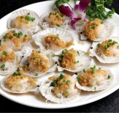 Steamed Scallops w. Garlic & Vermicelli
